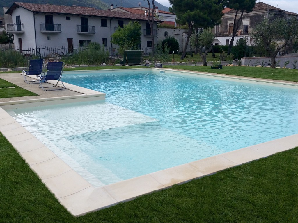 Norme europee tecniche inerenti la costruzione delle piscine private